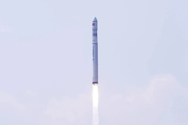 Космічне сміття стає критичною загрозою для низькоорбітальних супутникових угруповань