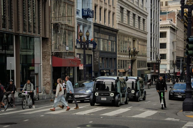 Steering-Wheel-Free: The New Era of Autonomous Transport in the US