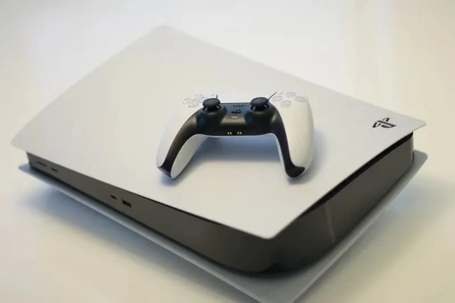 Стратегічний запас комплектуючих для PlayStation 5