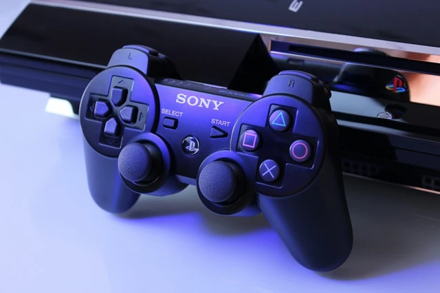 Digital Expansion and the End of the Disc Era
