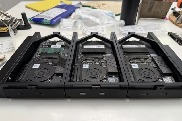 Intelligent Design of Modular Computing Nodes

