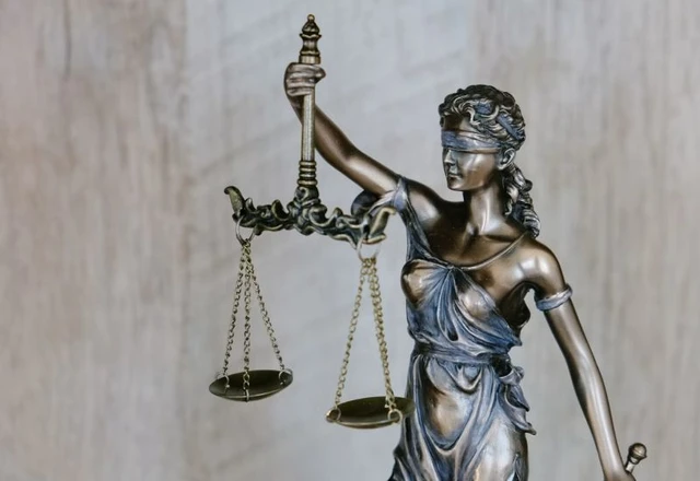 The Legal Battle Between Apple and OpenAI
