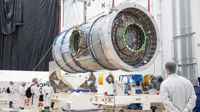 The Twilight of NASA’s Lunar Orbital Ambitions
