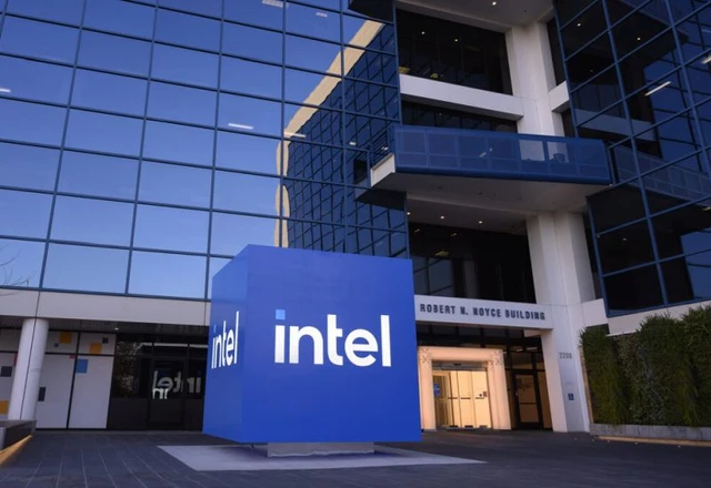 The Price of Intel’s Technological Leap
