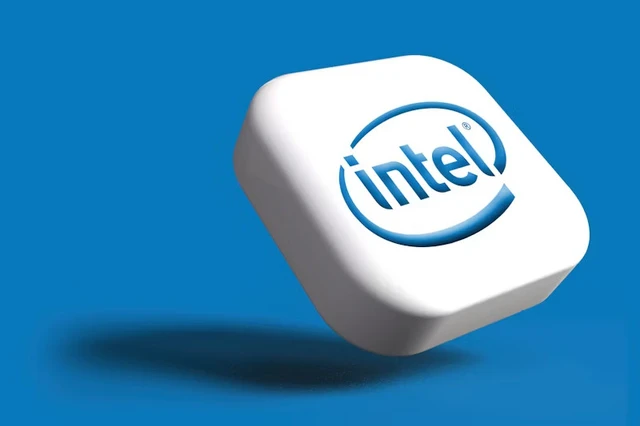 The Return of Hyper-Threading in Coral Rapids Processors
