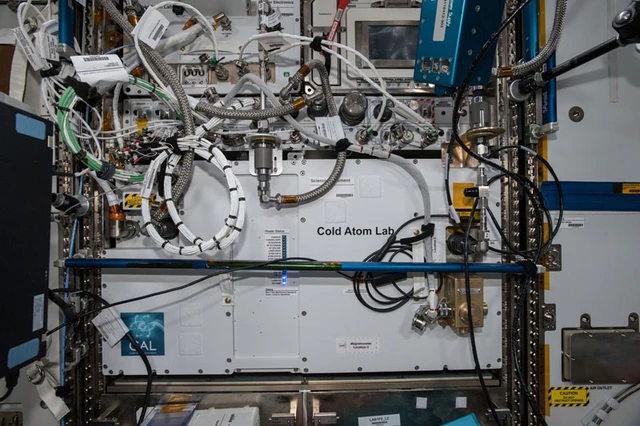 Quantum Research in the Microgravity of the ISS
