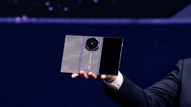 Three Facets of the Future: Huawei Mate XT 2