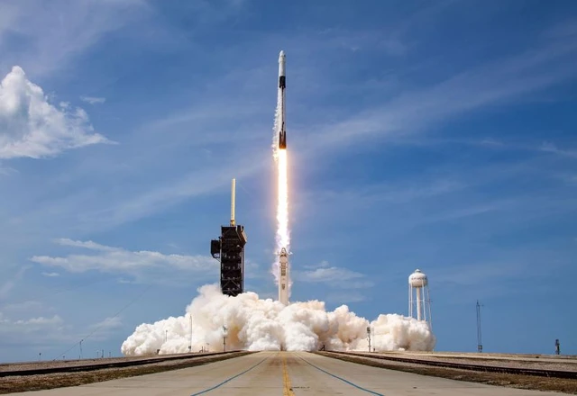 SpaceX’s Debt Strategy: Fueling the AI Revolution
