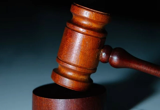 The Patent Battle Between Apple and Optis
