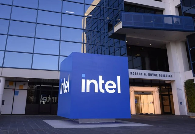 The Economics of Intel’s Structural Transformation
