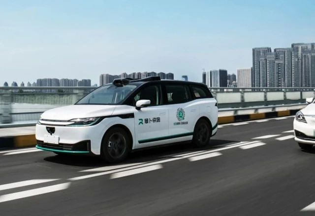 The Reboot of China's Robotaxi Industry
