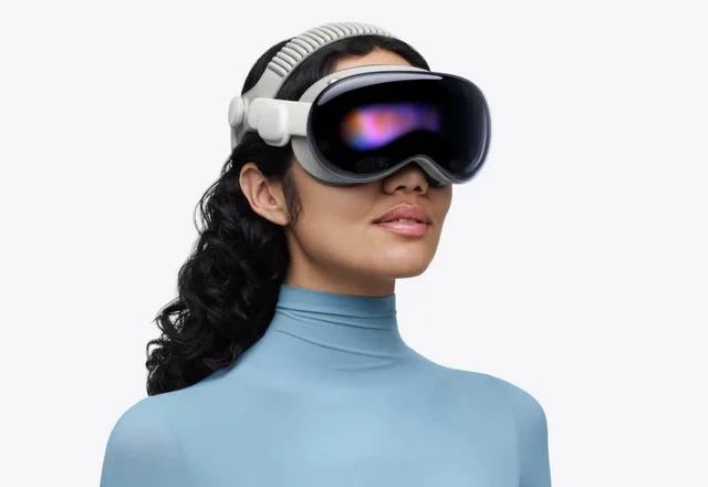 The Evolution of Apple's Augmented Reality Ecosystem

